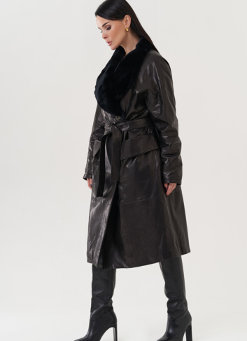 Пальто женское из натуральной кожи с отделкой из кролика 