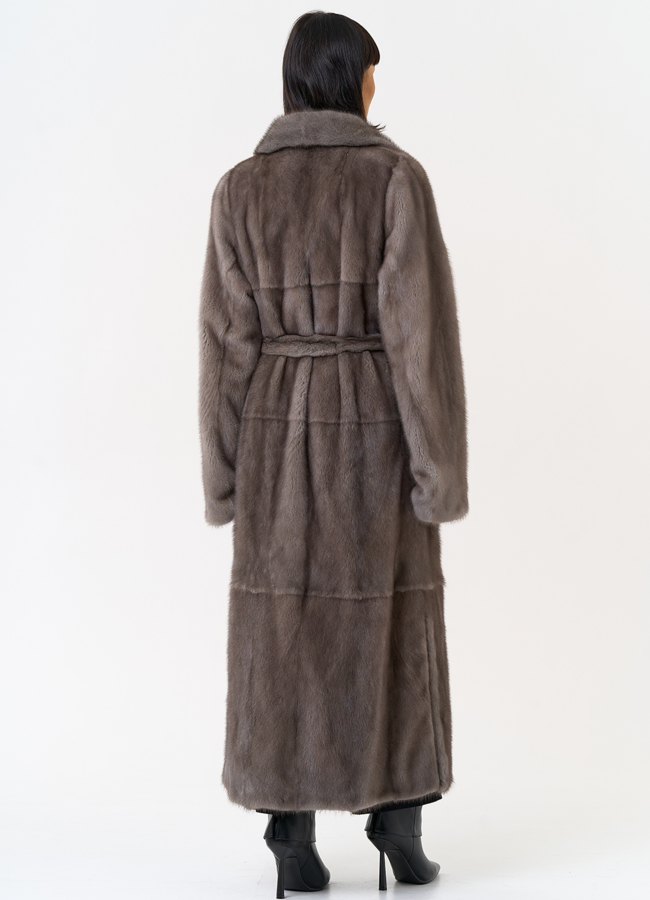 фото Длинная шуба из меха норки с английским воротником модель № 31598