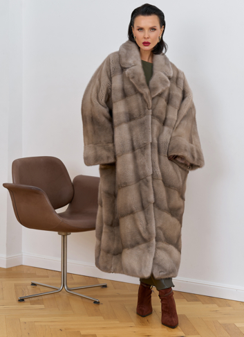 Норковая шуба оверсайз с английским воротником