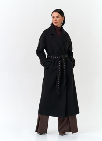 Женское пальто с акцентным поясом