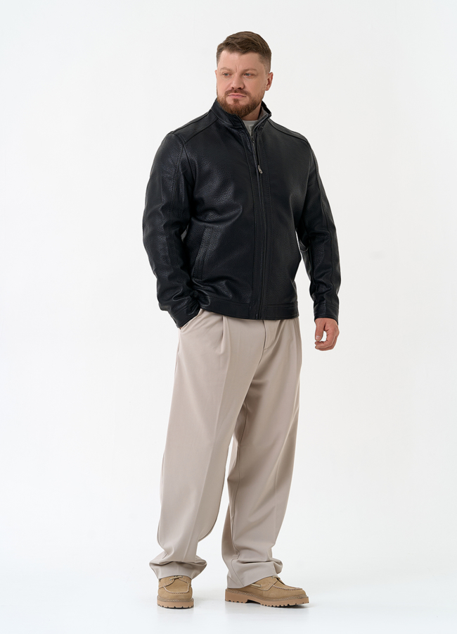 Мужская куртка из эко кожи черного цвета модель № 32879 в рассрочку