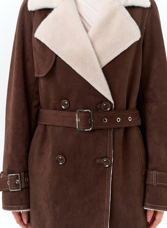 Женская дубленка из эко замши с английским воротником