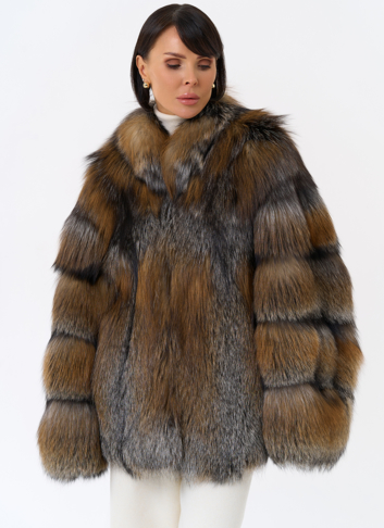 Короткая шуба из лисы Короткая шуба из лисы