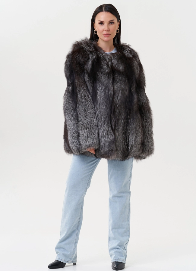 Шуба оверсайз из меха чернобурки модель № 27616 универмаг малина