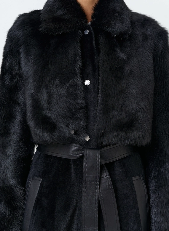 Женская натуральная дубленка трансформер фото