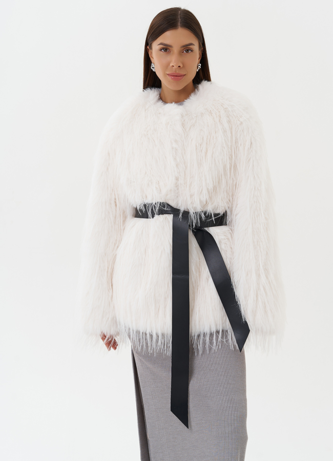 Короткая шуба под эко страуса модель № 27810 меха малина