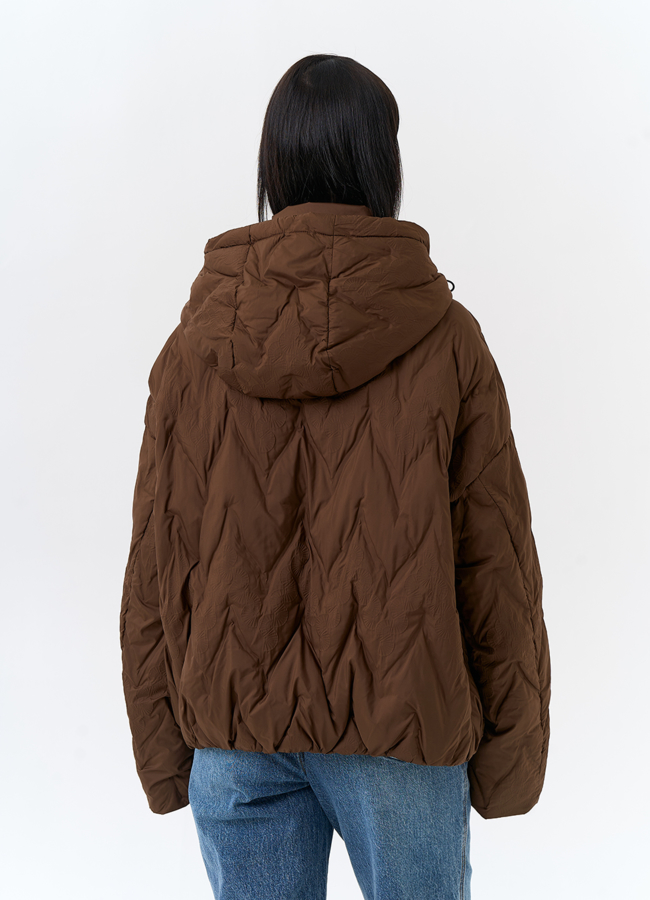 фото Женская куртка с капюшоном в коричневом цвете модель № 32504
