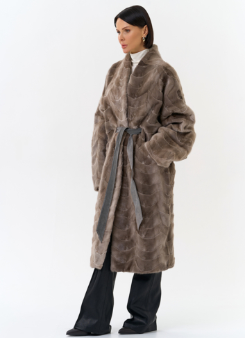 Шуба из меха норки с поясом