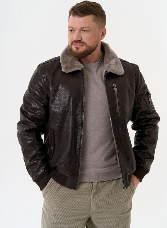 Мужская дубленка коричневого цвета