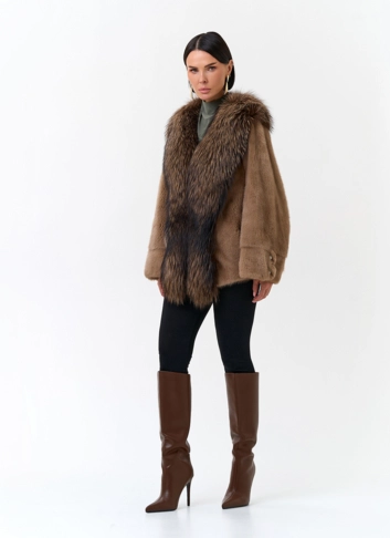 Куртка из норки с отделкой из меха чернобурки 