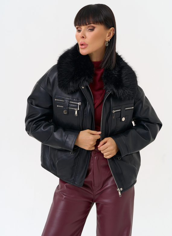 Женская утепленная куртка из эко кожи черного цвета
